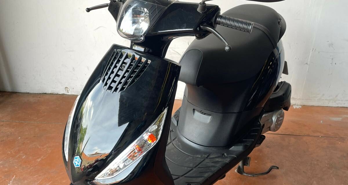 Scooter Piaggio Zip 50 cc 4T / 1700€