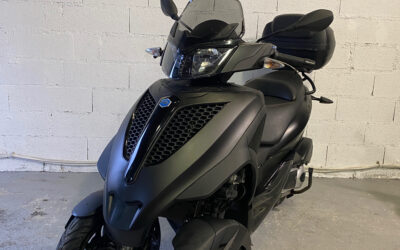 Piaggio MP3 300 LT Yourban / 3450 €