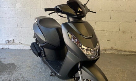 Scooter Peugeot KISBEE 50 cc / 1 650 €