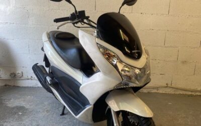 Scooter Honda PCX 125 injection / 1 450 €