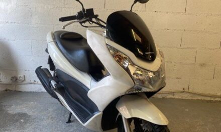 Scooter Honda PCX 125 injection / 1 450 €