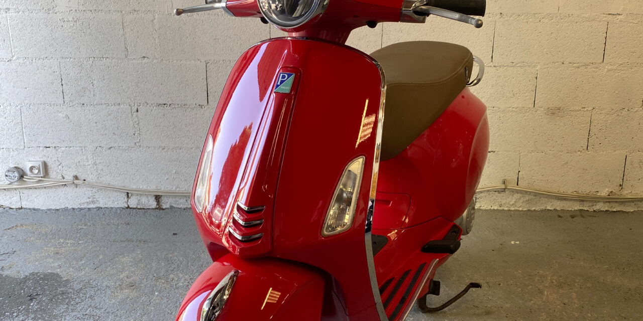 Vespa PRIMAVERA 50cc  / 2 800 €