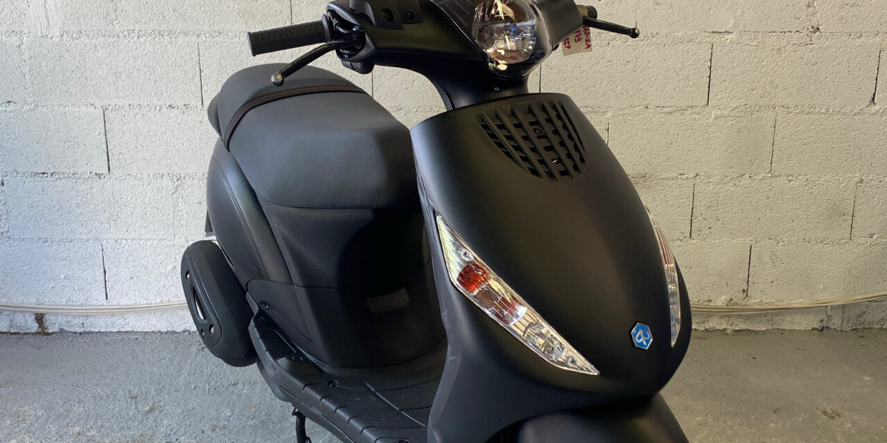Scooter Piaggio ZIP 50 cc 4 temps injection / 1 800 €