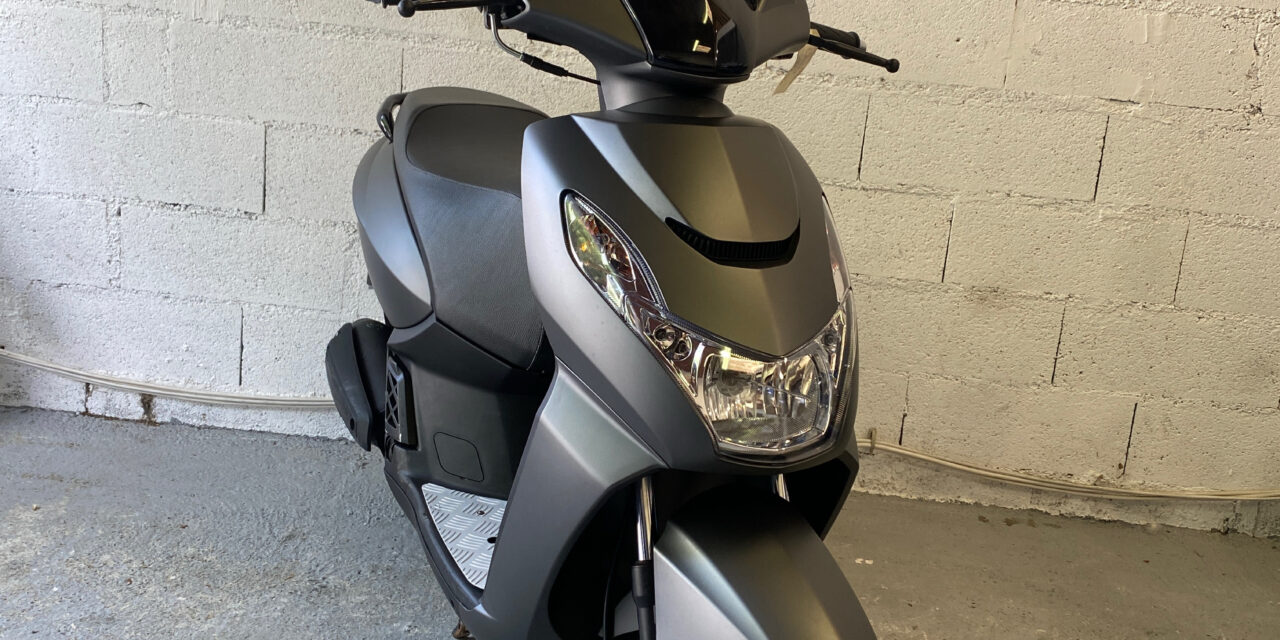 Peugeot KISBEE 50 cc 4 temps injection / 1 700 €