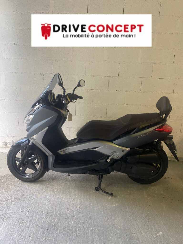  Yamaha X-MAX 12