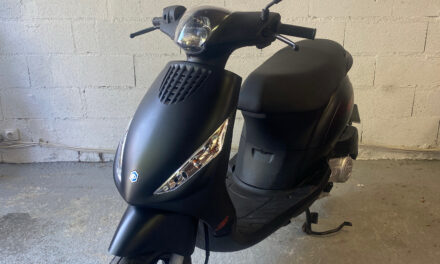 Scooter Piaggio ZIP 50 cc 4 temps injection / 1 600 €