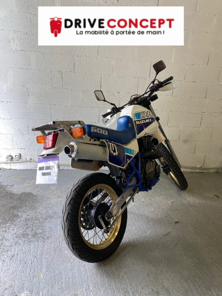 Moto trial Suzuki 600 DR 