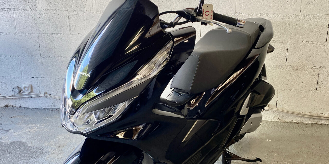 Scooter Honda PCX 125 injection  / 2 590 €