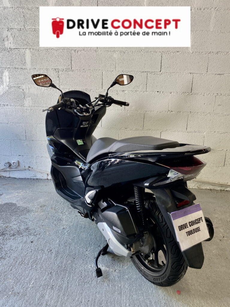 Honda PCX 125 de chez Drive Concept à Toulouse 