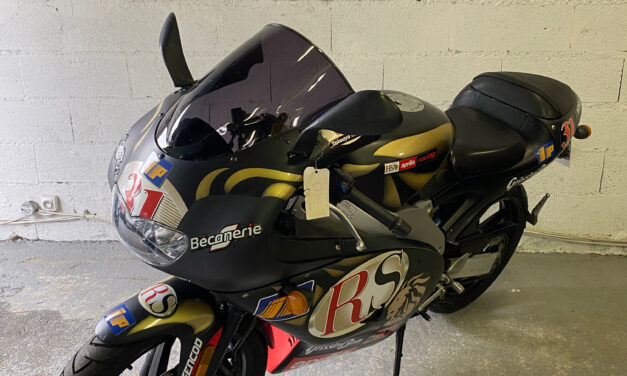 Moto APRILIA RS racing 50 cc  / 2 200 €