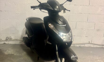 Scooter Peugeot KISBEE 50 cc / 1 390 €