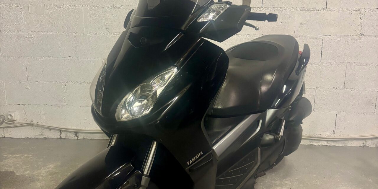 Scooter Yamaha 125 X-MAX / 1 590 €