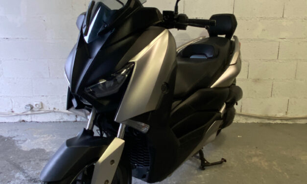 Scooter Yamaha 125 X-MAX / 3 200 €