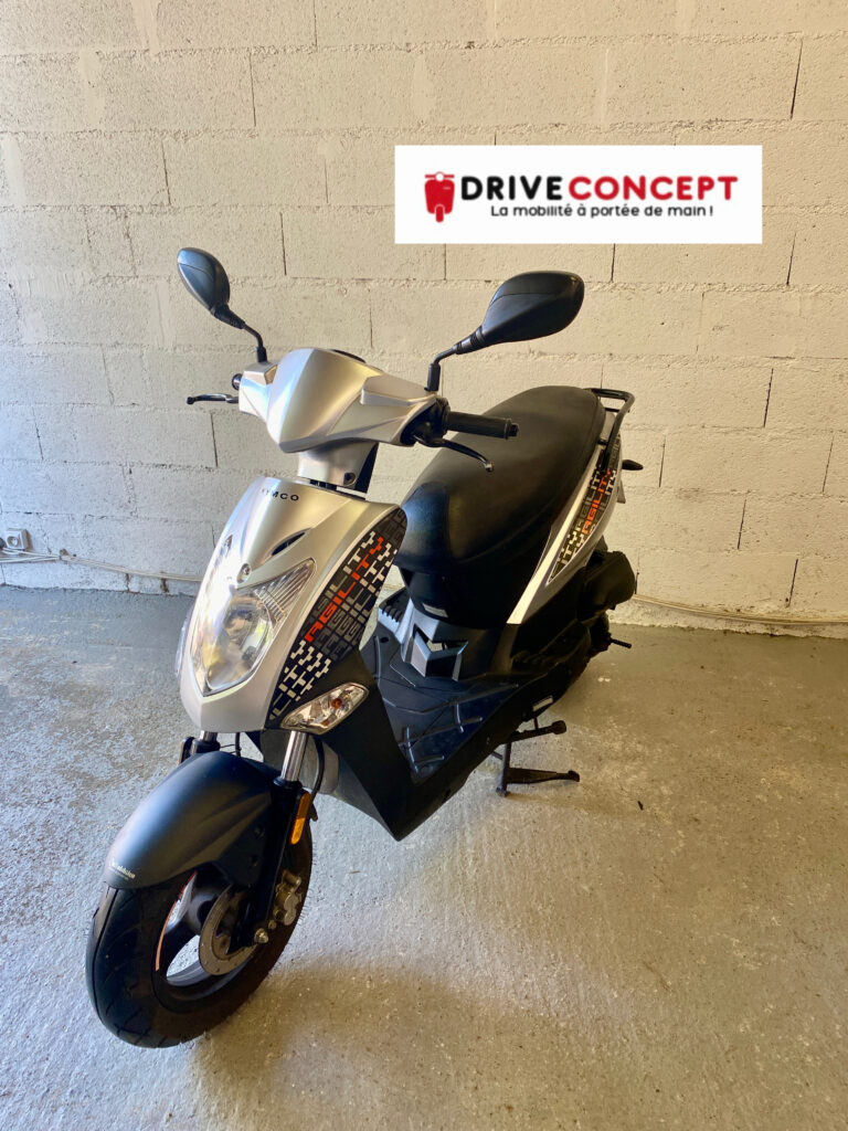 Scooter Kymco Agility 50 cc , disponible chez Drive Concept 
