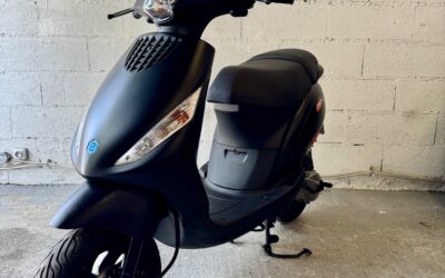 Scooter Piaggio ZIP 50 cc 2 temps / 1 800 €