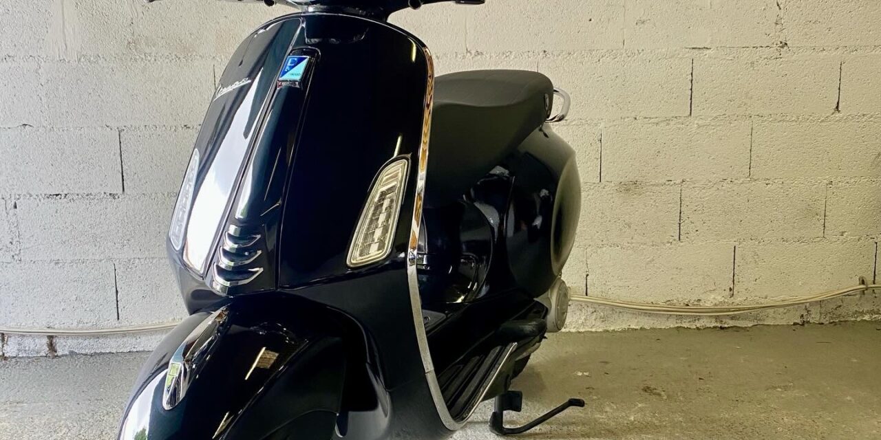 Vespa Primavera 50 cc4 temps / 3 890 €