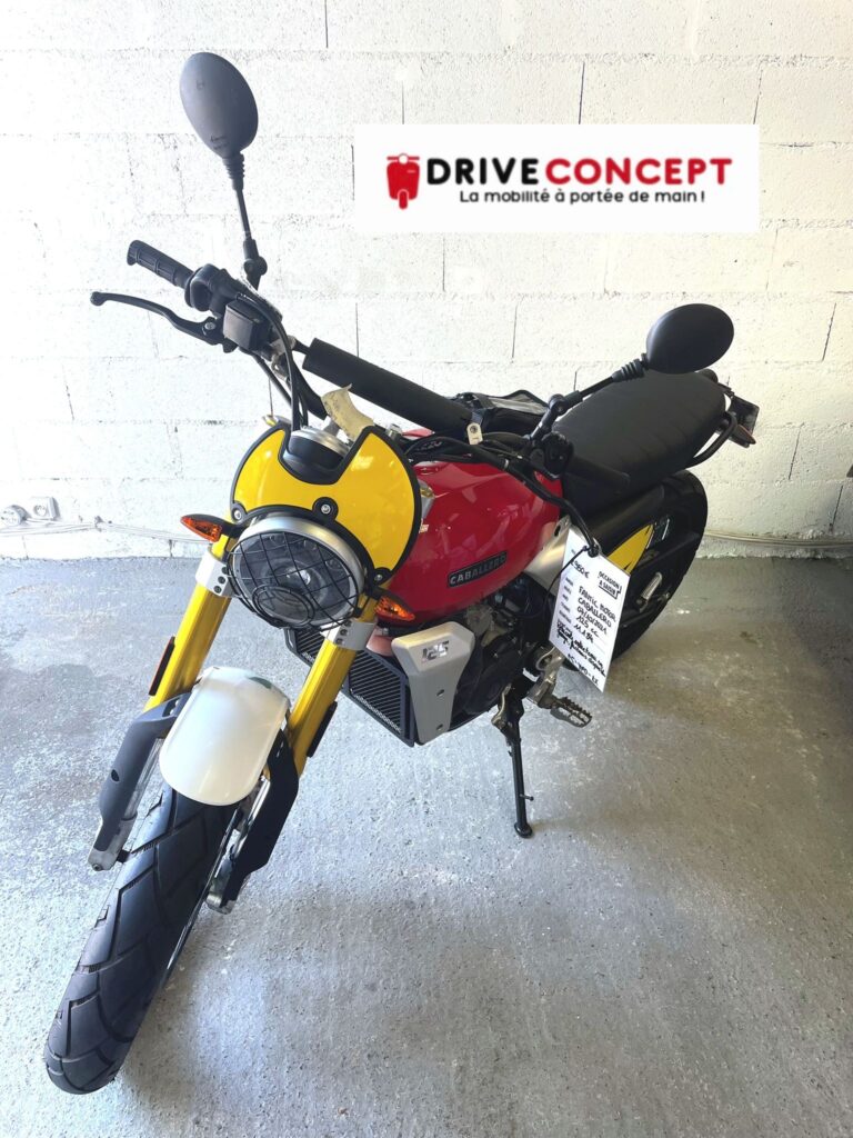 Moto Fantic Caballero 125 cc , de chez Drive Concept 