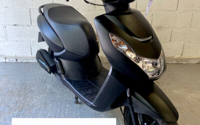 Scooter Peugeot Kisbee 50 cc 4 temps injection / 1 600 €