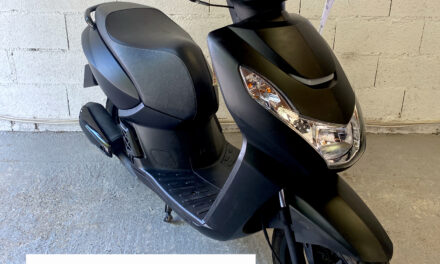 Scooter Peugeot Kisbee 50 cc 4 temps injection  / 1 600 €