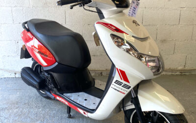 Peugeot Kisbee 50 cc 4 temps injection / 1200 €