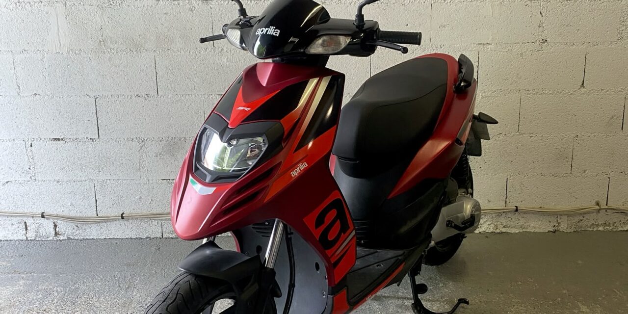 APRILIA SR 50cc / 1 990€